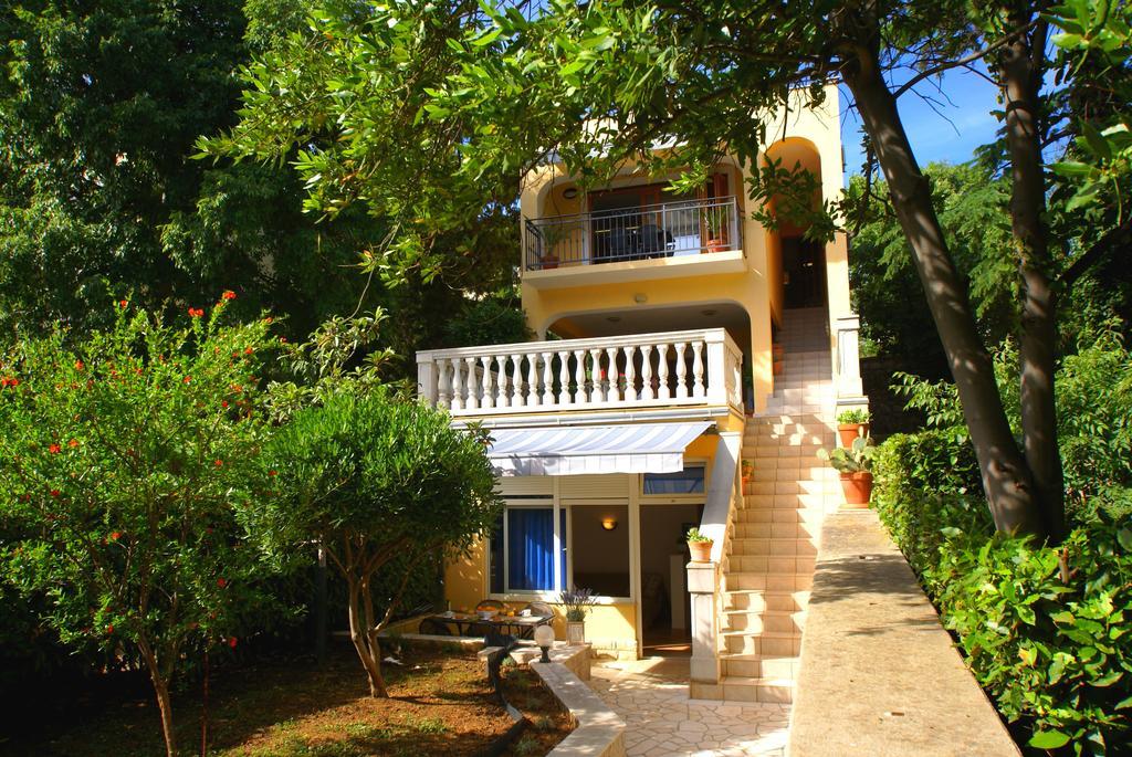 Apartments Buneta Novi Vinodolski Exterior photo